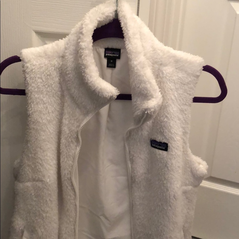 Patagonia Los Gatos vest white